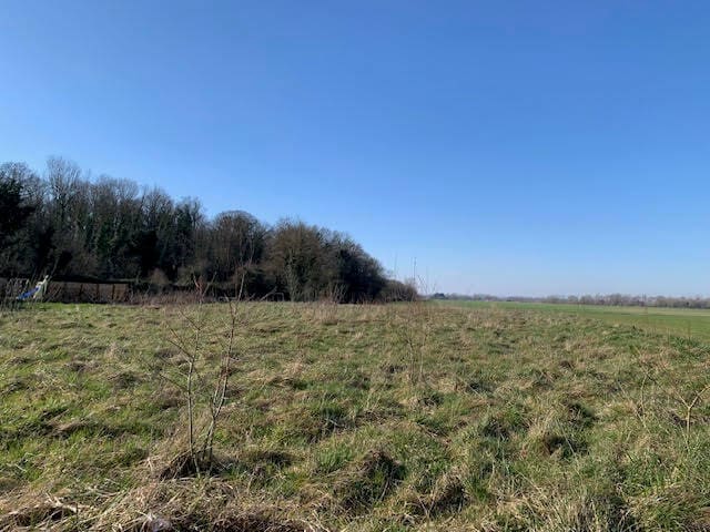 Terrain de 1272 m² à Pagny-le-Château